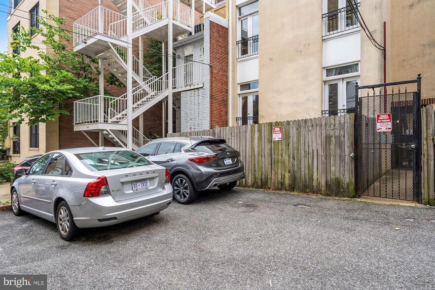 Assigned Parking Space with Back Entry - 1849 Kalorama Rd NW