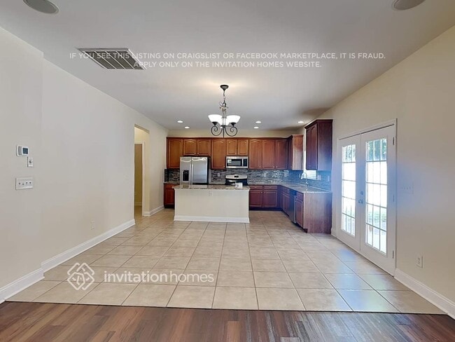 Building Photo - 112 Waterlynn Club Dr