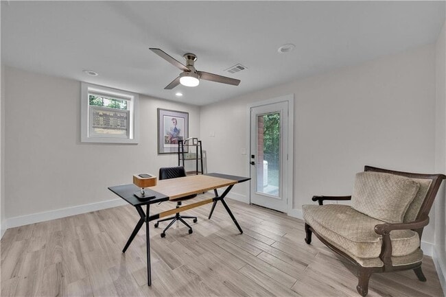 Building Photo - 225 Jayne Ellen Way