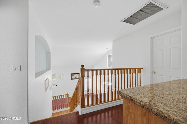 Building Photo - 3358 E Park Ave