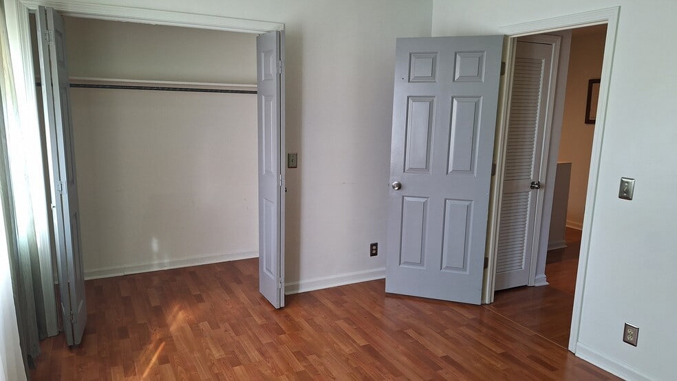 2nd bedroom cupboards - 217 Walton Ferry Rd