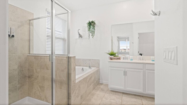 Building Photo - 1031 Splash Shot Pl