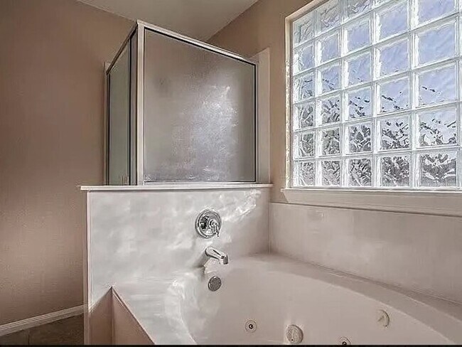 Building Photo - 4 Bed/ 2 Bath in Killeen TX