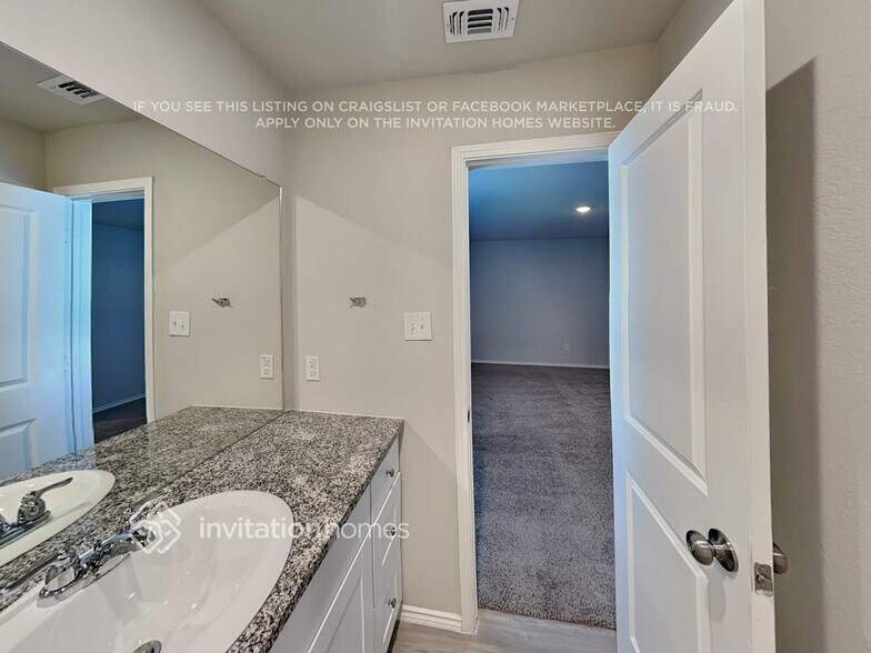 Building Photo - 7327 Plata Cir