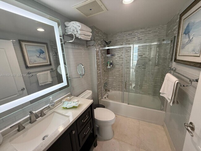 Building Photo - 17375 Collins Ave