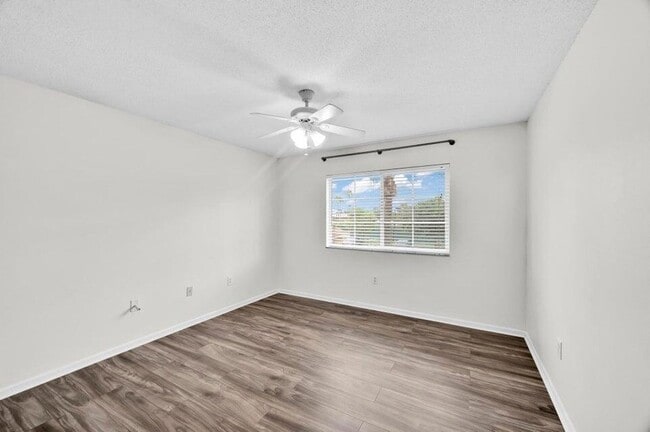 Building Photo - 3732 NW Adriatic Ln