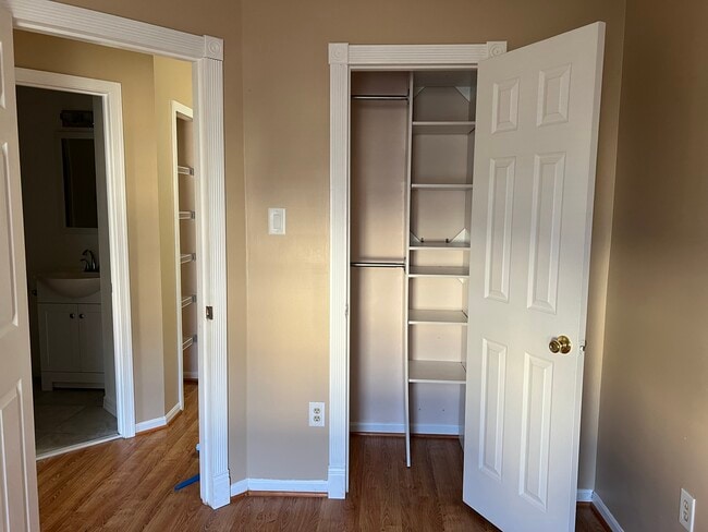 Building Photo - 1412 Nestlewood Ct