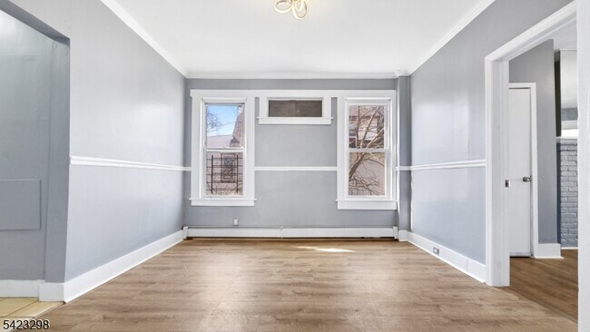 Building Photo - 126 N 14th St