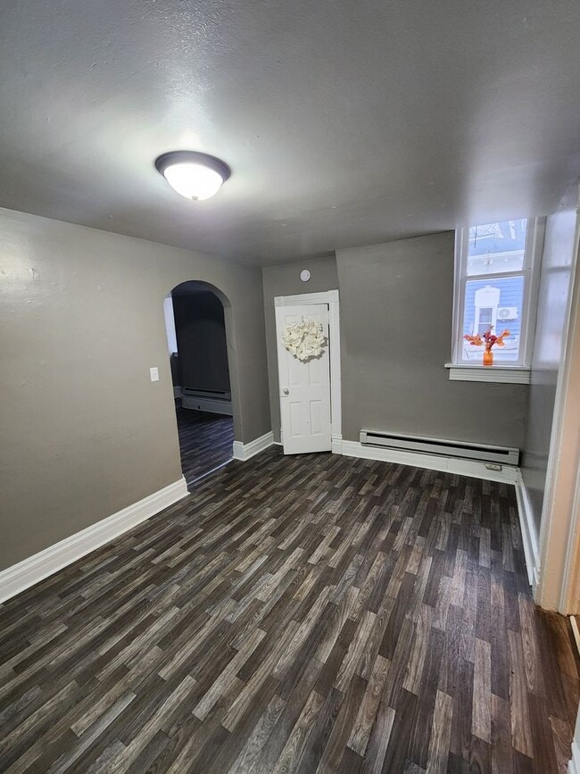 Building Photo - 1 bedroom 1 bath