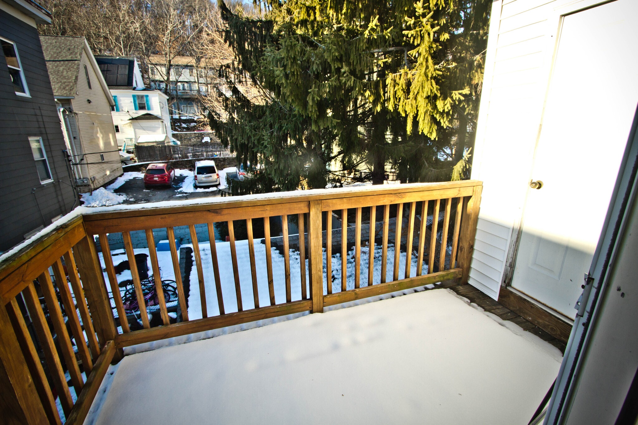 Back deck/balcony @3rd floor - 19 Wilson St