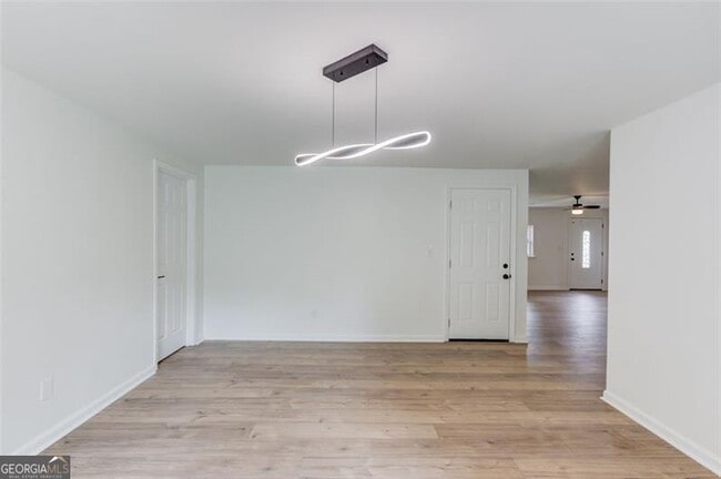 Building Photo - 5266 Long Green Ln