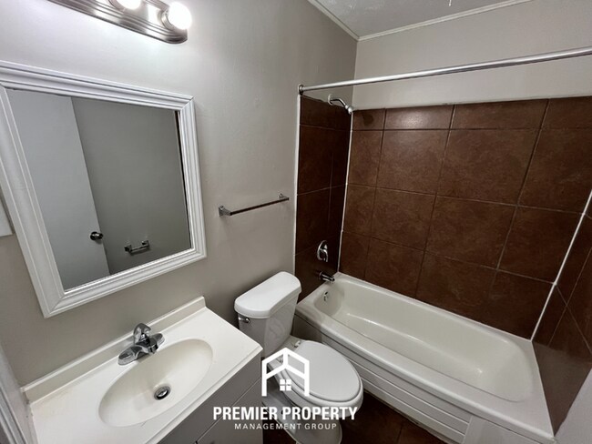 Building Photo - 2983 Cherry Rd