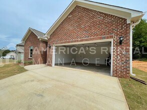 Building Photo - Home for Rent in Brookwood, AL... Available to View Now!!!