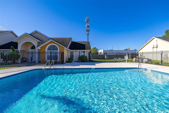 Building Photo - 3141 Enclave Ct