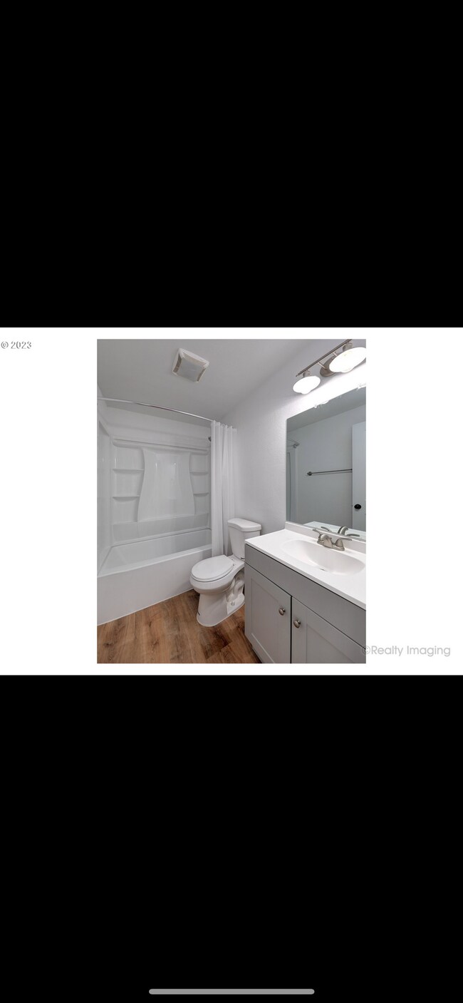 Primary Photo - 3014 Drummond Ave