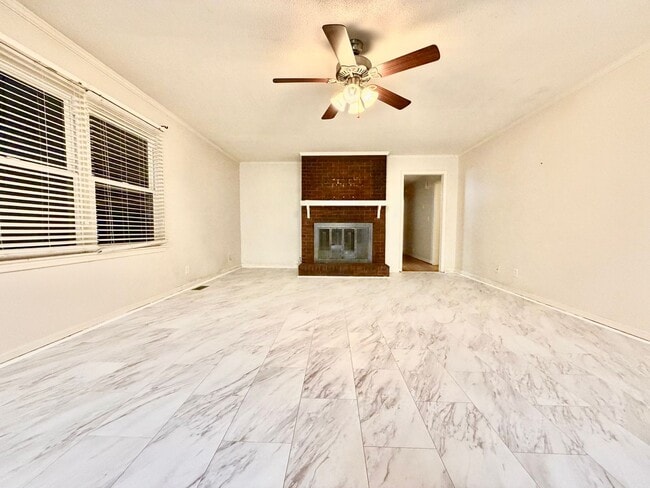 Building Photo - Charming Ranch with Fireplace, Two Living Areas & Large Lot – Minutes to Downtown