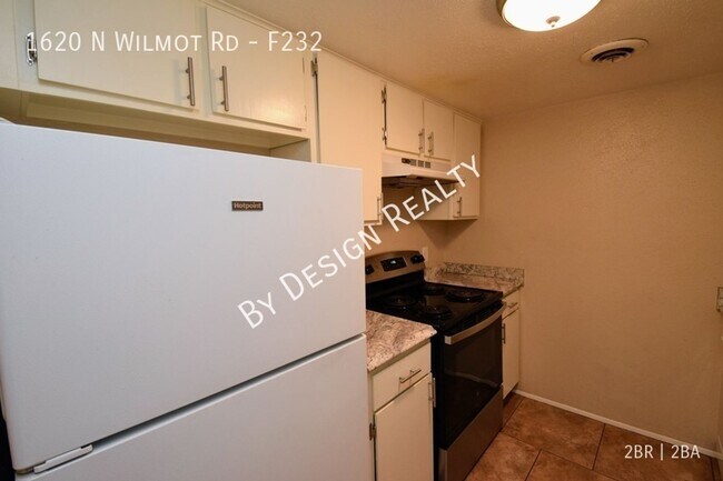 Building Photo - The Monaco Condos 2 Bed 1.5 Bath