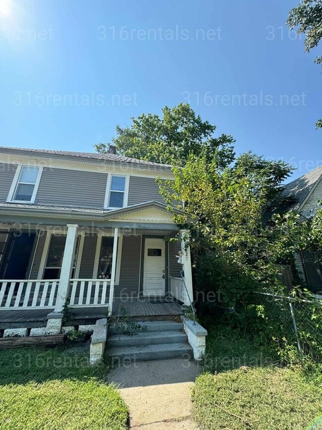 Building Photo - $799 - 2 bedroom/ 1 bathroom - Duplex