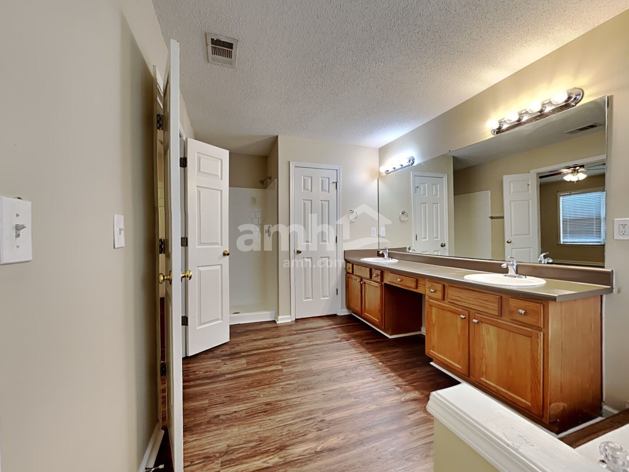 Building Photo - 3202 Davenport Park Ln