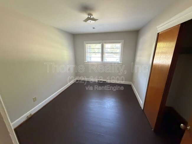 Building Photo - 1425 Hargrove St