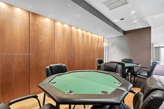 Building Photo - 325 S Biscayne Blvd