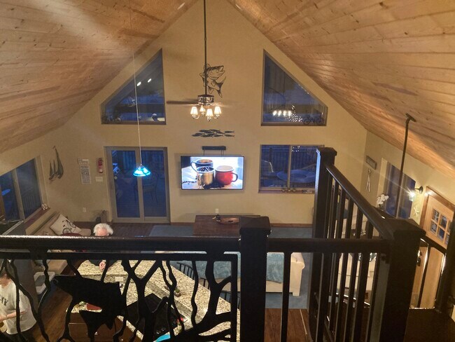 Building Photo - 13391 Sunny Slope Rd