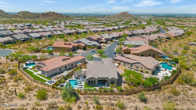 Building Photo - 2352 N Estates Cir