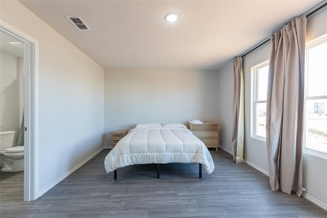 Building Photo - 201 Coyote Creek Ct