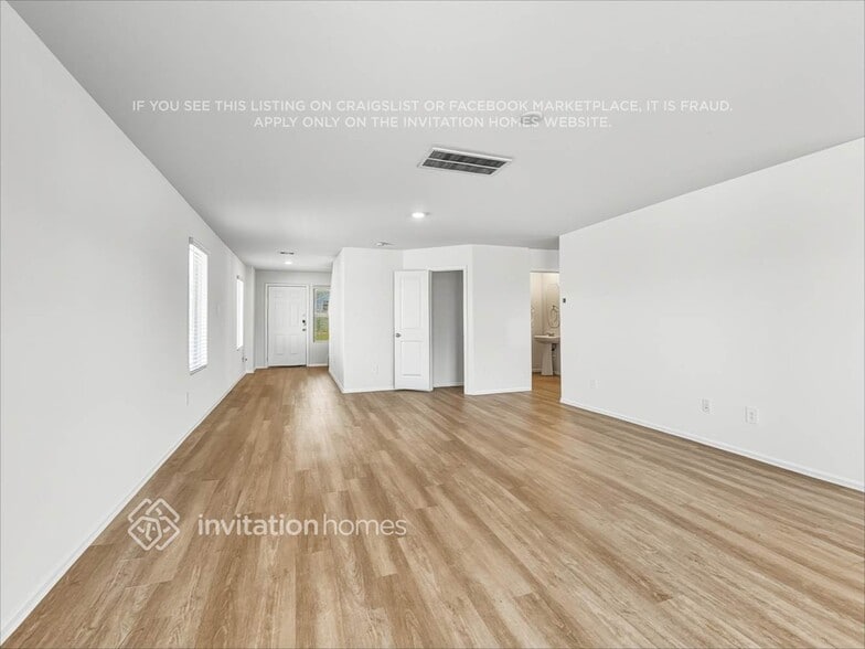 Building Photo - 24027 Laurel Farms Dr
