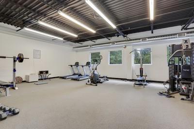 Building Photo - 3400 Malone Dr