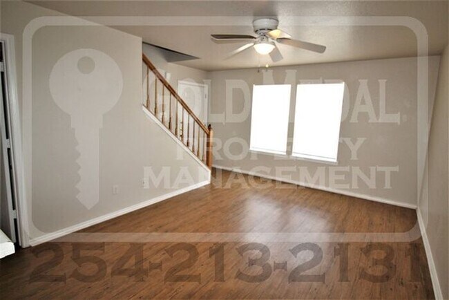 Building Photo - 3704 Malibu Ln