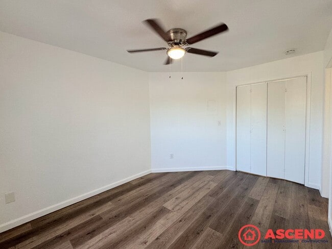 Building Photo - 1 Bedroom Apartment Off New Stine and Plan...
