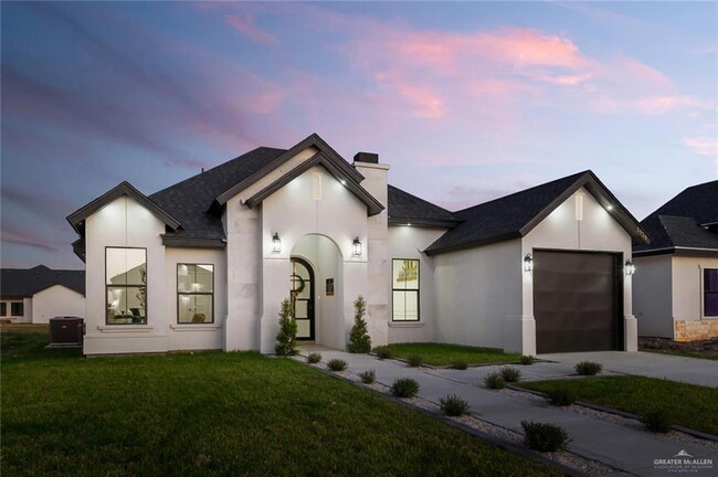 Building Photo - 21 Lime St