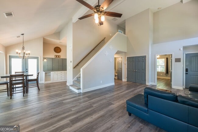 Building Photo - 895 Halston Ct