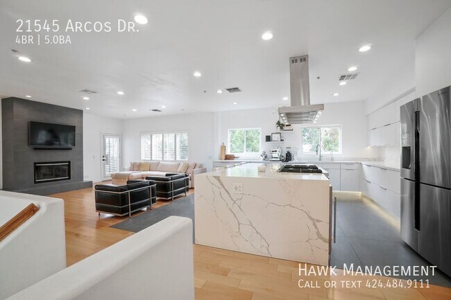 Building Photo - 21545 Arcos Dr