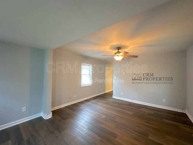 Building Photo - 1230 S Jay St