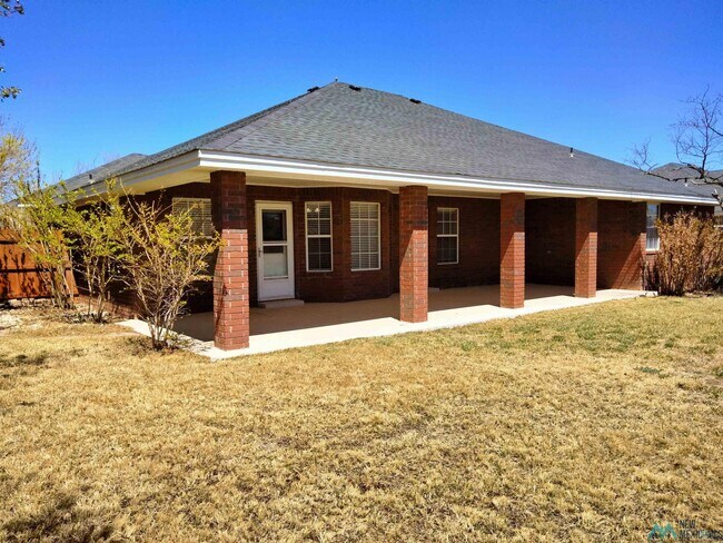 Building Photo - 2301 Reese Dr