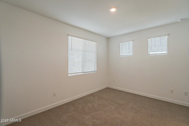Building Photo - 4100 S Pinelake Way