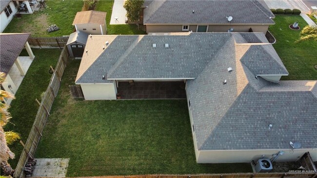 Building Photo - 2113 Rice Ave