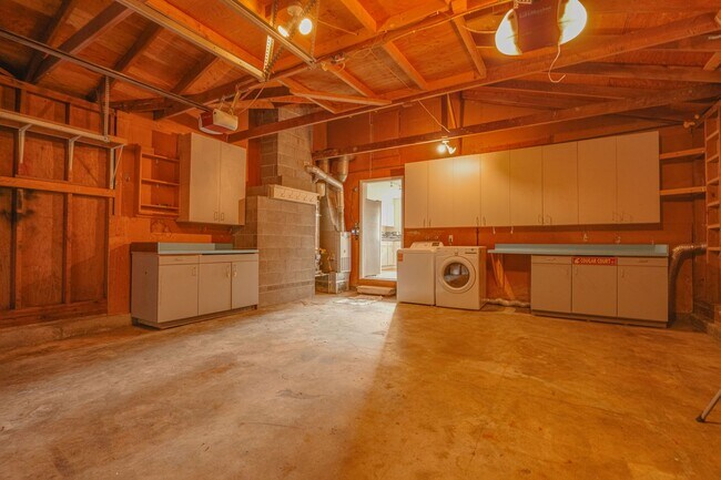 Building Photo - 4409 S 292nd St