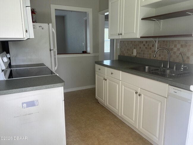 Building Photo - 250 S Seneca Blvd