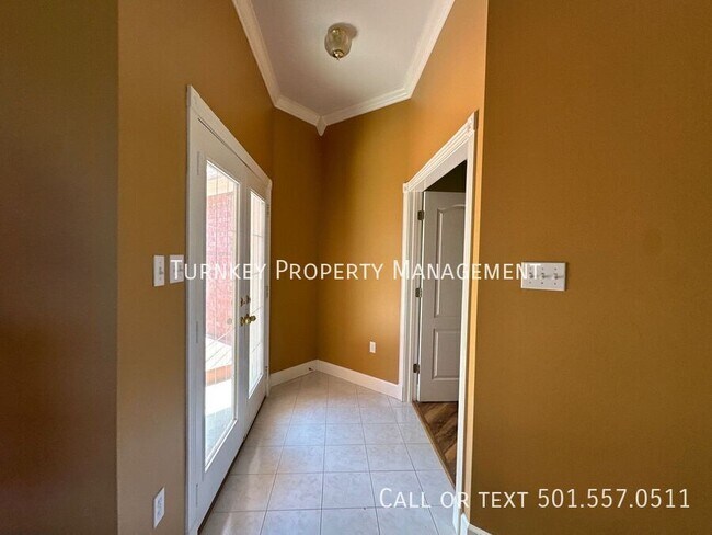 Building Photo - 18 Kimberly Pl