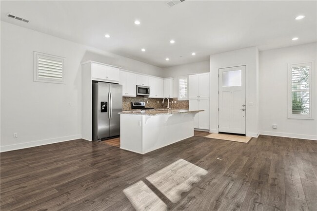 Building Photo - 202 W Tribella Ct