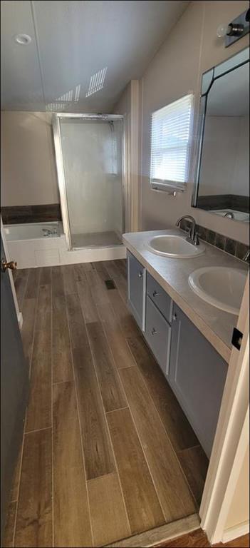 Building Photo - 404 W Cleveland St