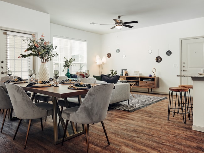 Stonegrove Fall Creek Apartments Dining Room - Stonegrove Fall Creek