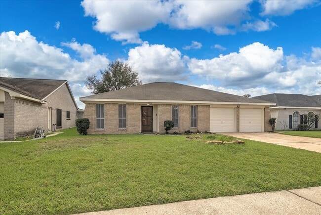 Building Photo - 7218 Foxway Ln