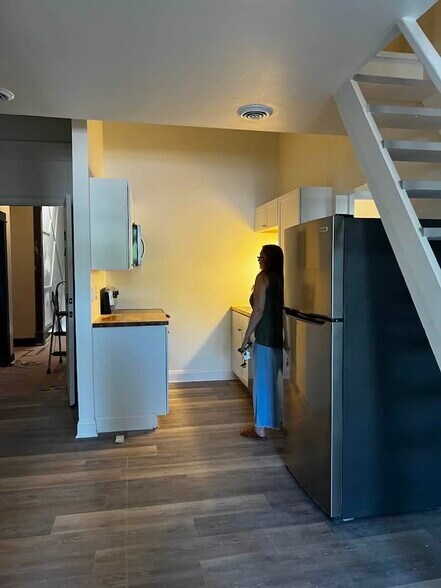 Apt 306 - 4 W State St
