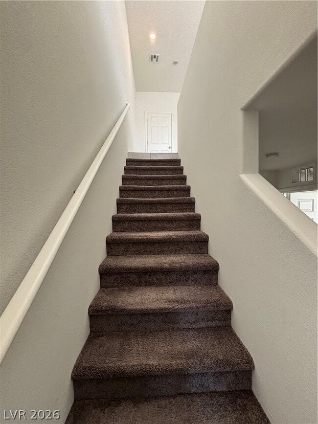 Building Photo - 5672 Sartorial St