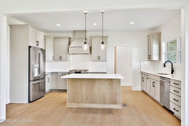 Building Photo - Amazing New Country Home For Rent