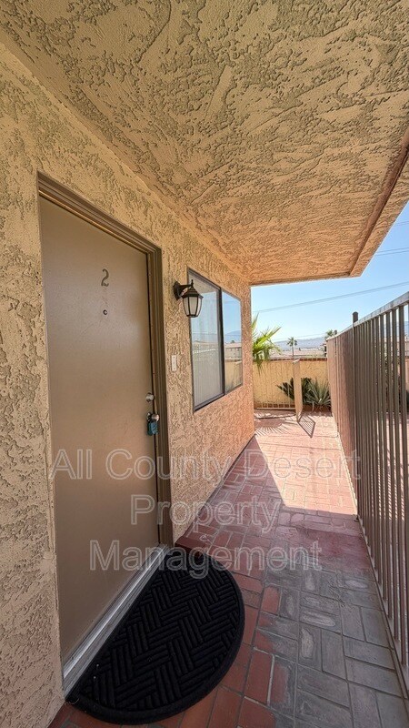 Building Photo - 13079 Eliseo Rd